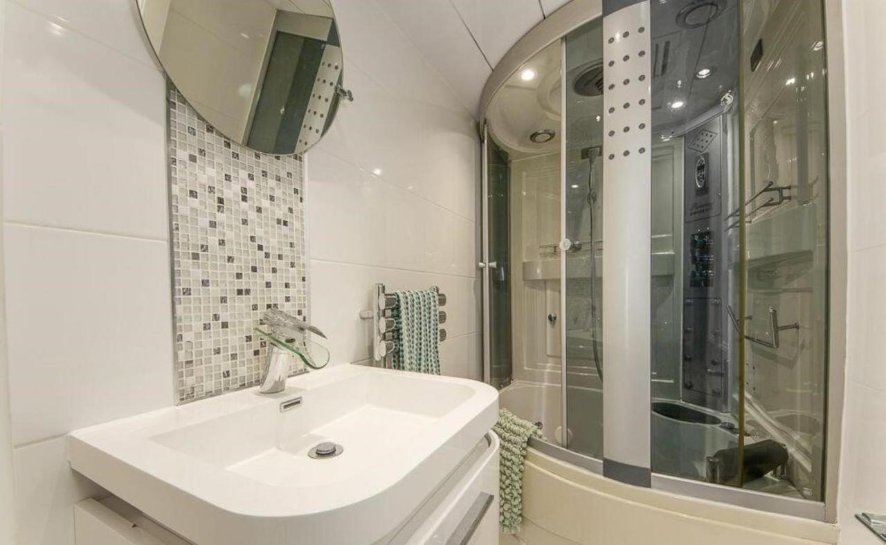 Loveliest Homes Paignton - Casa Marina - 3 Bed, 2 Bathroom House, Balcony, Parking 외부 사진